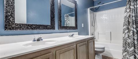 Building Photo - 2412 Avalon Creek Way