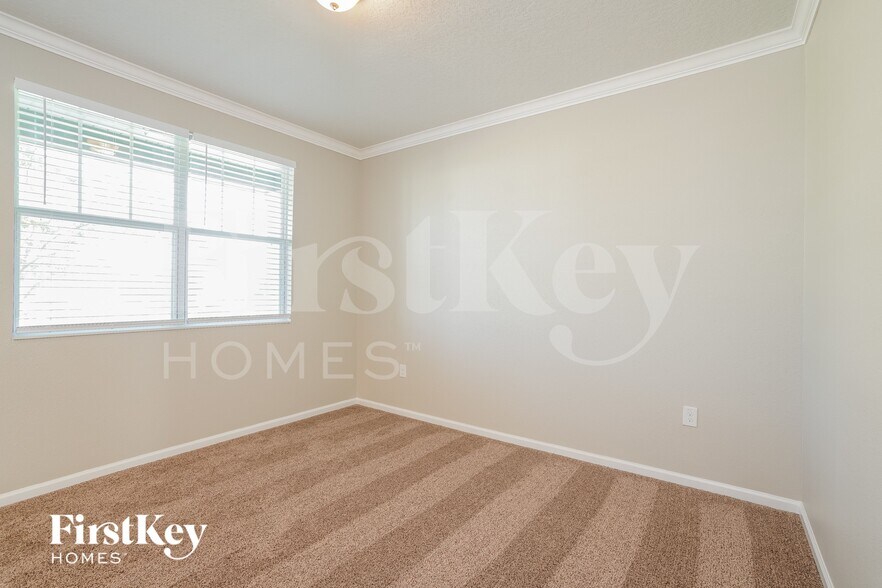 Building Photo - 1958 Rock Springs Way