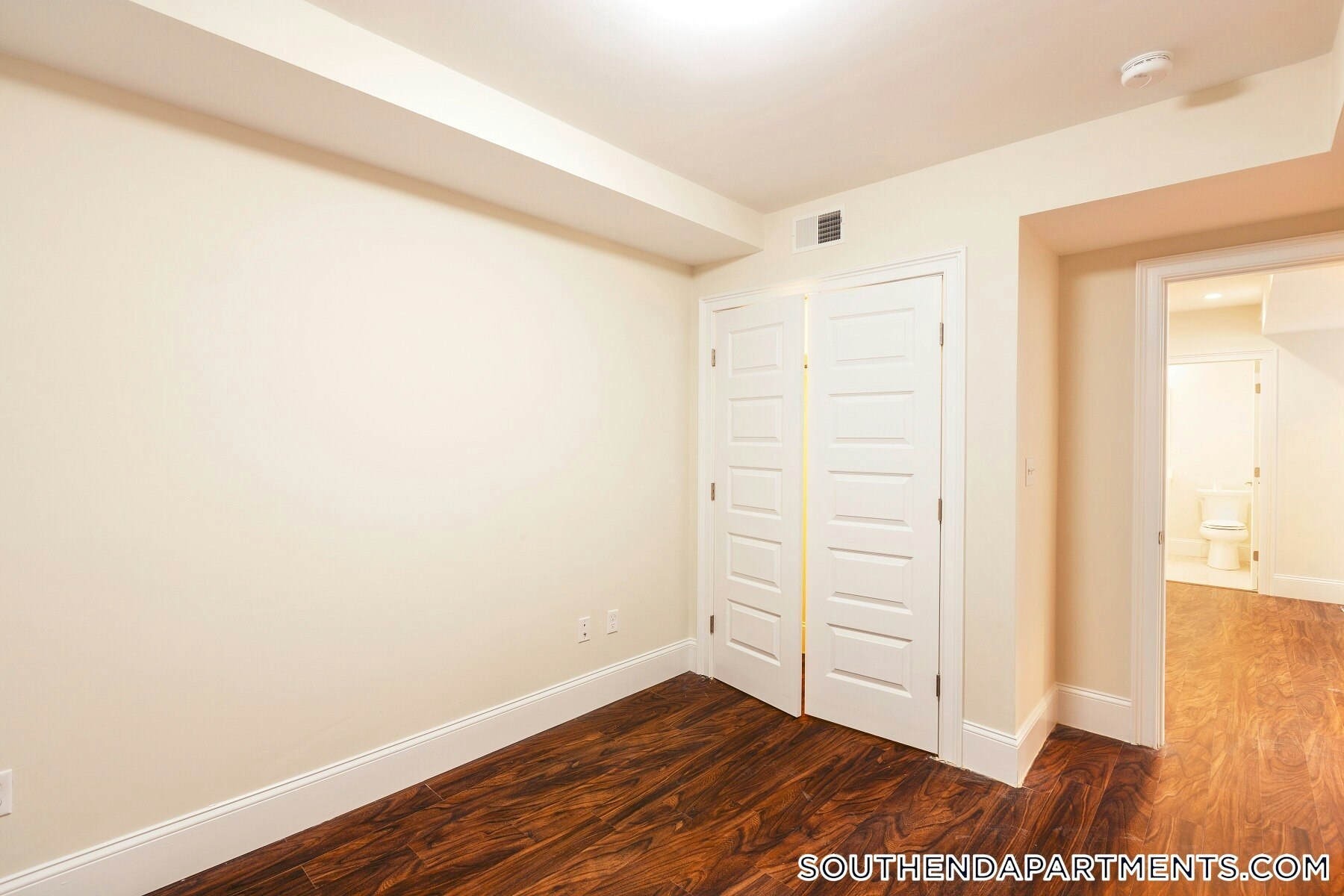 Building Photo - 1902 Washington St