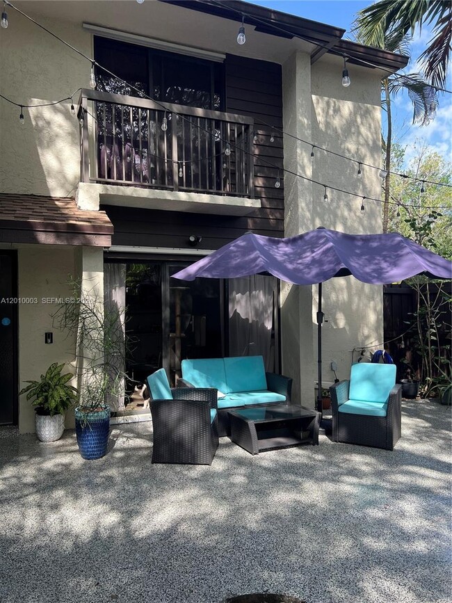Building Photo - 3357 Cocoplum Cir