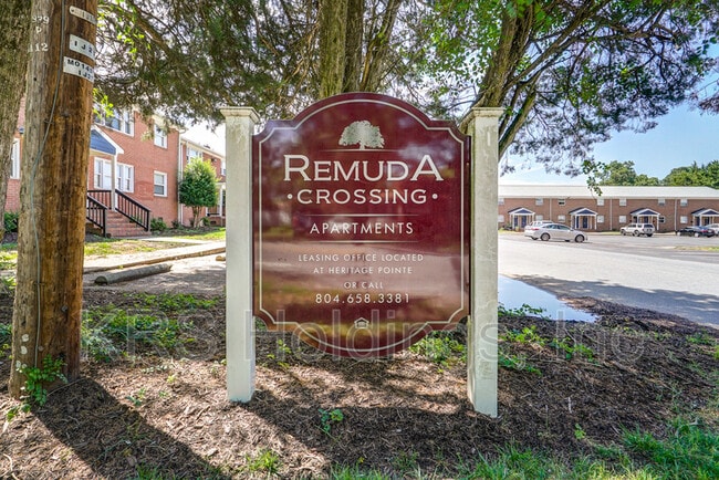 Building Photo - 5427-4 Remuda Dr