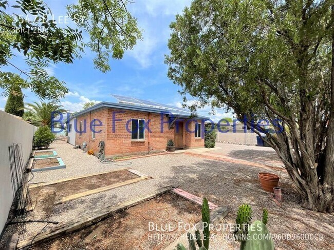 Primary Photo - 3547 E Lee St