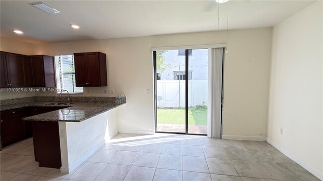 Building Photo - 10337 W 34th Ln