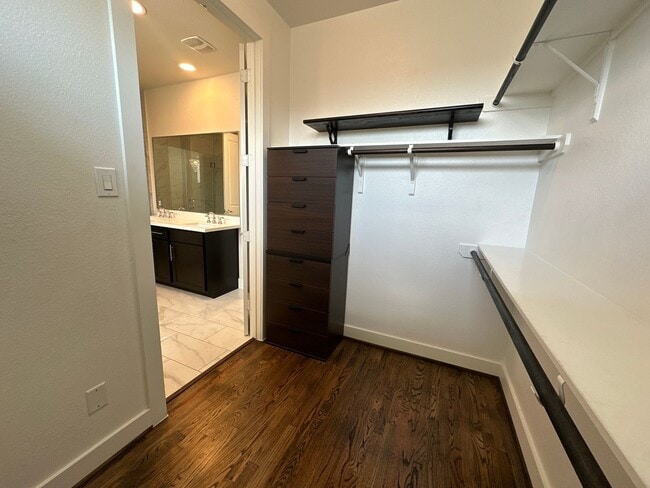 Building Photo - For Lease | 3 Bed, 3.5 Bath | 2,138 Sq Ft ...