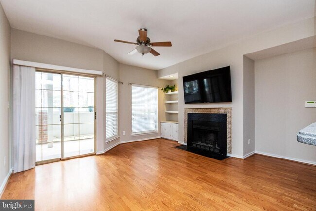 Building Photo - 12151 Penderview Ln