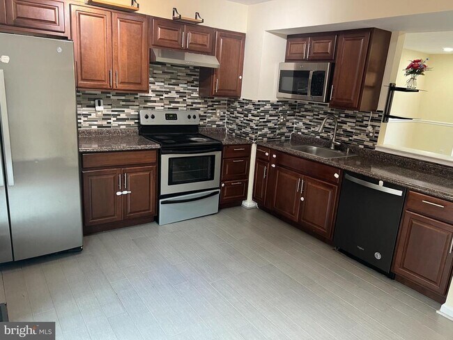 Building Photo - 15224 Wentwood Ln