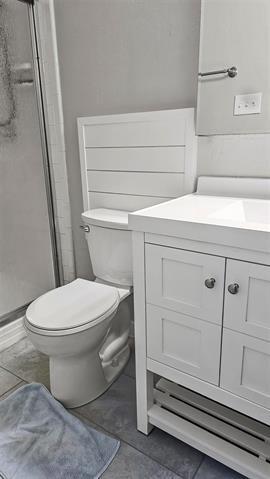 Building Photo - 426 Paldao Dr