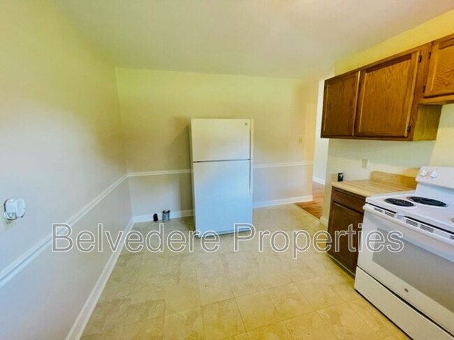 Building Photo - 1405 Glenside Dr