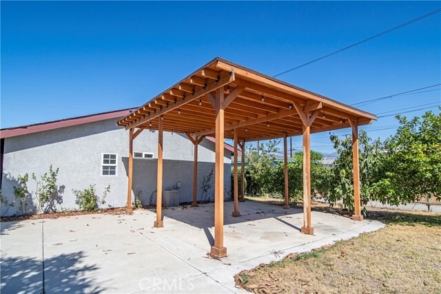 Building Photo - 4860 Elton St