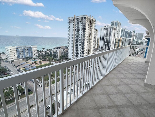 Building Photo - 1500 S Ocean Dr