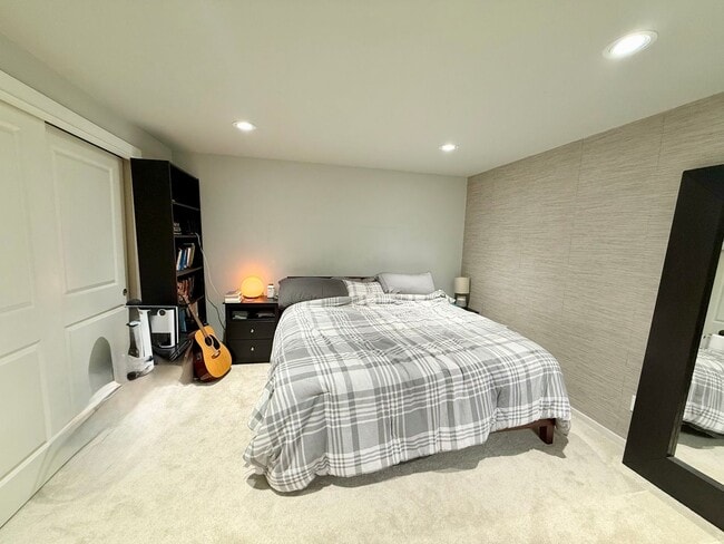 Building Photo - Gallery Condominium - Downtown Kirkland