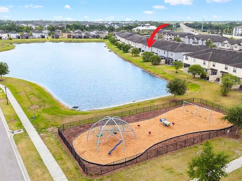 Building Photo - 9148 Hillcroft Dr
