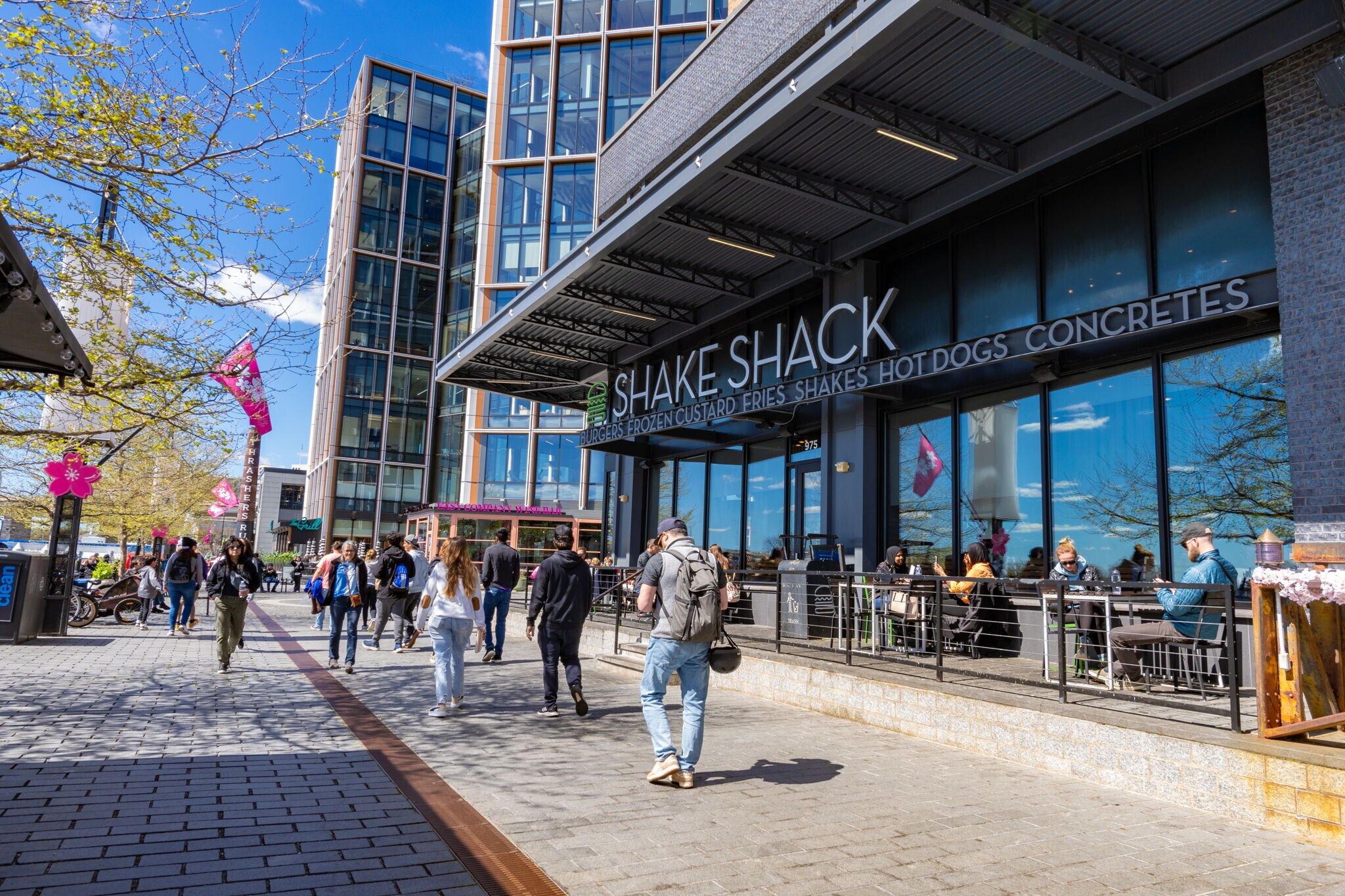 Building Photo - 1425 4th St SW