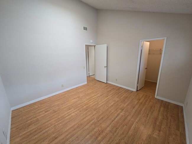 Building Photo - 3286 Caminito Ameca