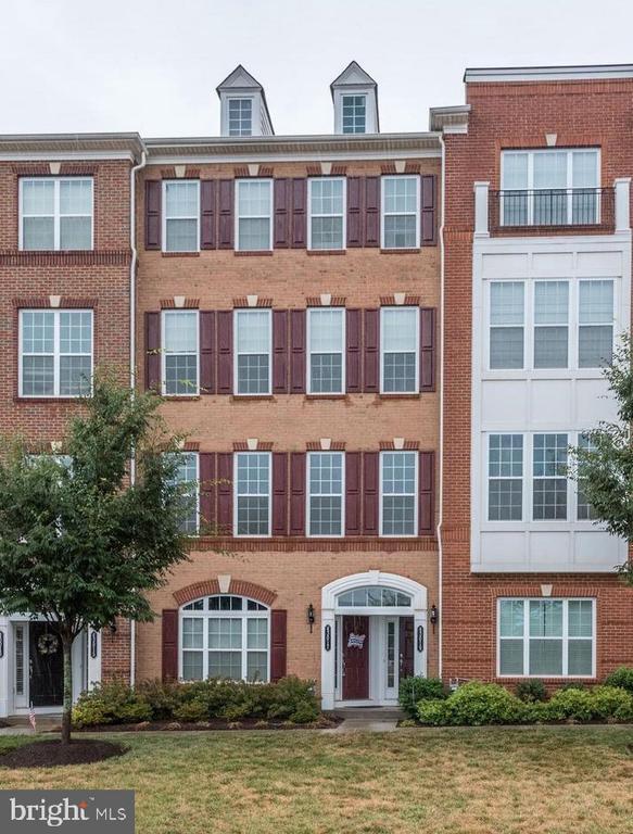 Building Photo - 43017 Clarks Mill Terrace