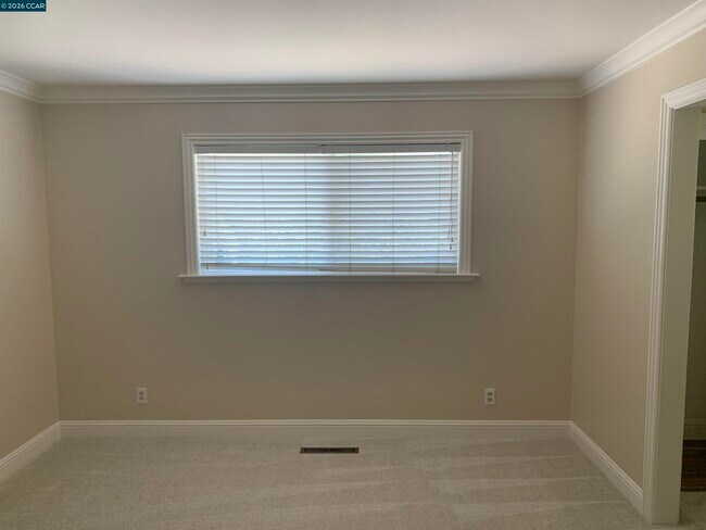 Building Photo - 1608 Claycord Ave