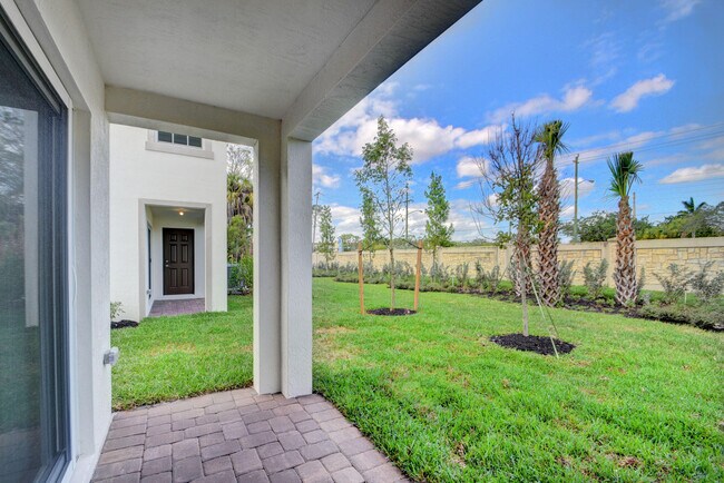 Building Photo - 6875 Broadwater Ln