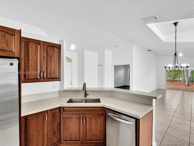 Building Photo - 4147 Sapphire Terrace