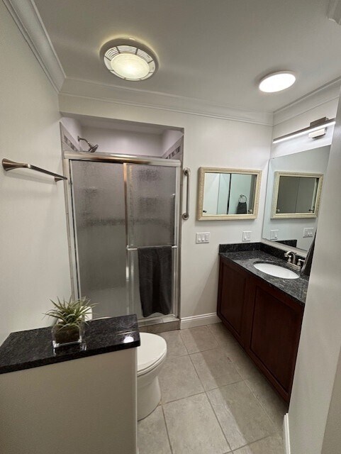 Building Photo - 681 Overland Ave