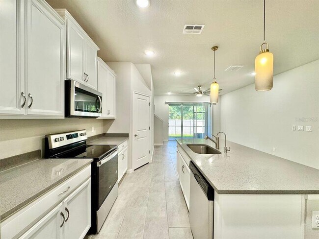 Building Photo - 8509 Primrose Willow Pl
