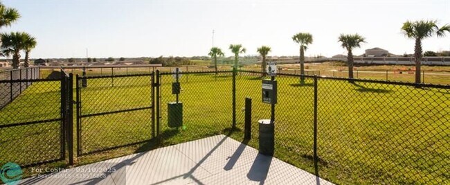 Building Photo - 2704 PIONEER Trl