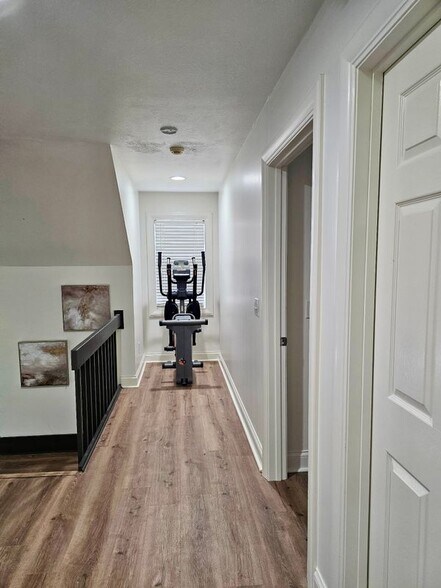 Building Photo - 375 Amber Leaf Dr
