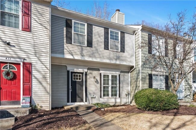 Building Photo - 410 Wedgewood Way