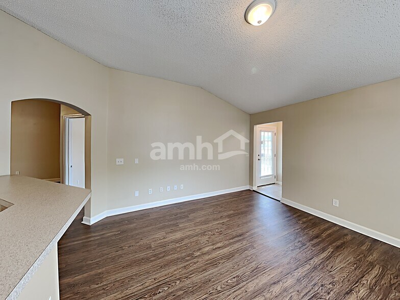 Building Photo - 6076 Scenic Meadow Ln