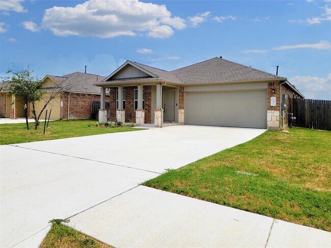 Building Photo - 21417 Quick Fox Dr