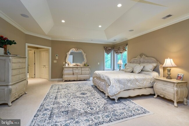 Building Photo - 7841 Montvale Way