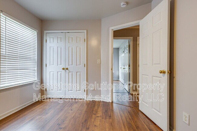 Building Photo - 3011 Baker Way