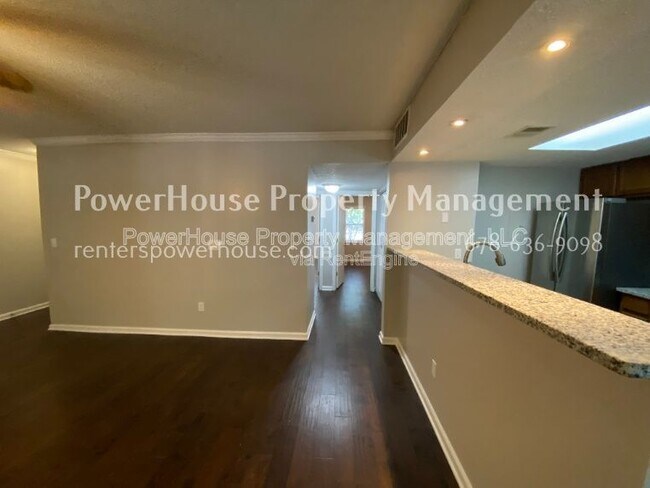 Building Photo - 5043 Brookside Ct