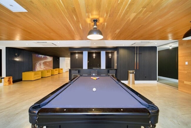 Building Photo - Luxury One Bedroom in Bushwick