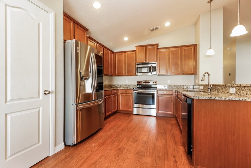 Building Photo - 18408 Waydale Loop
