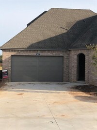 Building Photo - 3423 Enclave Pl