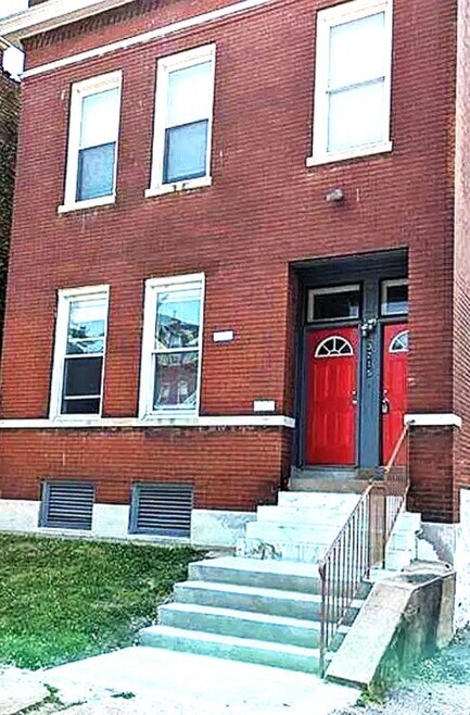 Building Photo - 3215 Oregon Ave