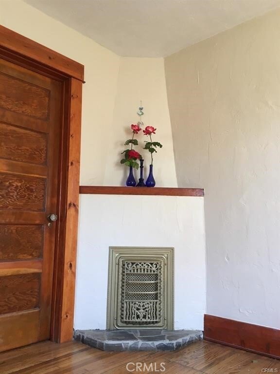 Building Photo - 324 Ximeno Ave