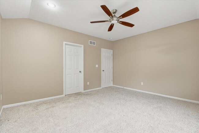 Building Photo - 420 N Village Cir