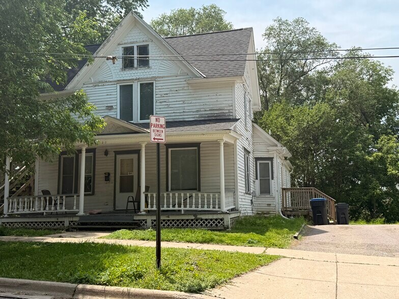 Building Photo - 430 Willard St