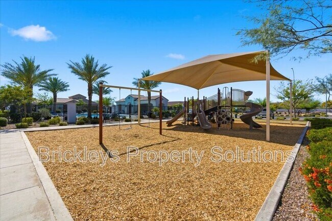 Building Photo - 265 E Balsam Dr