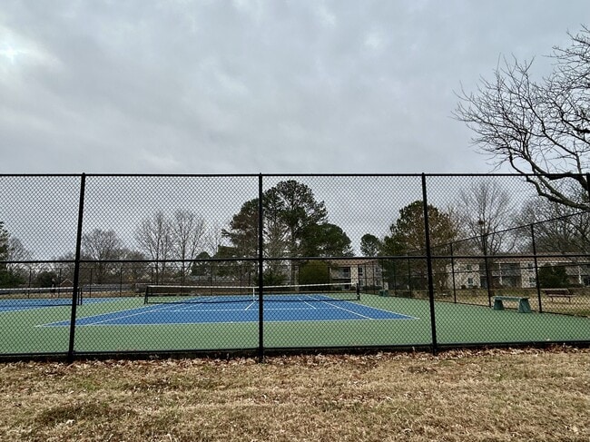 Building Photo - 3565 Dandelion Cres
