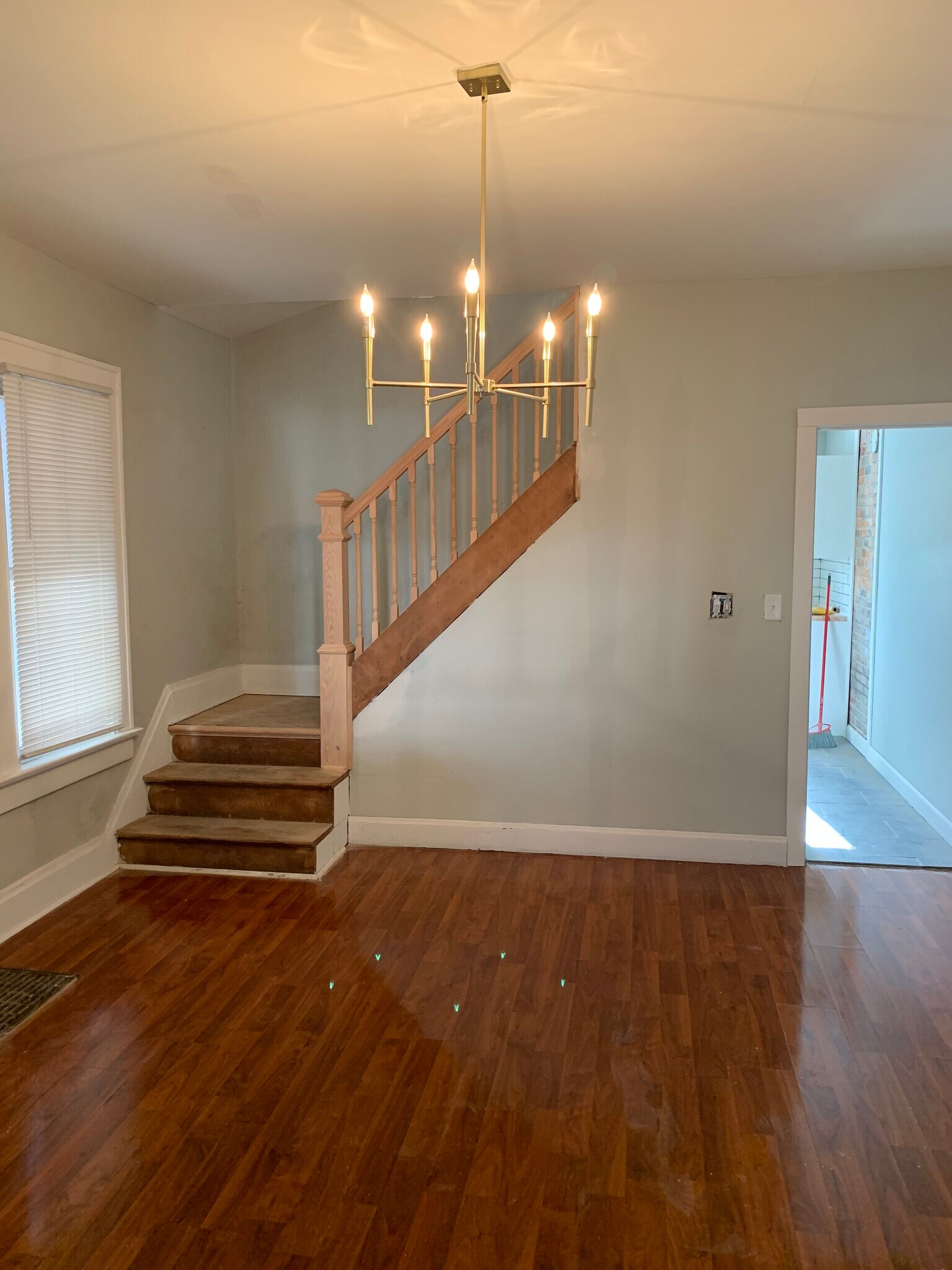 Building Photo - 1157 E Whittier St