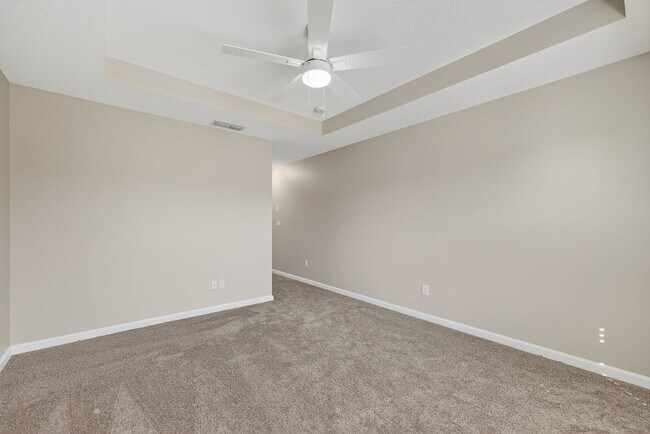 Building Photo - Townhome For Rent