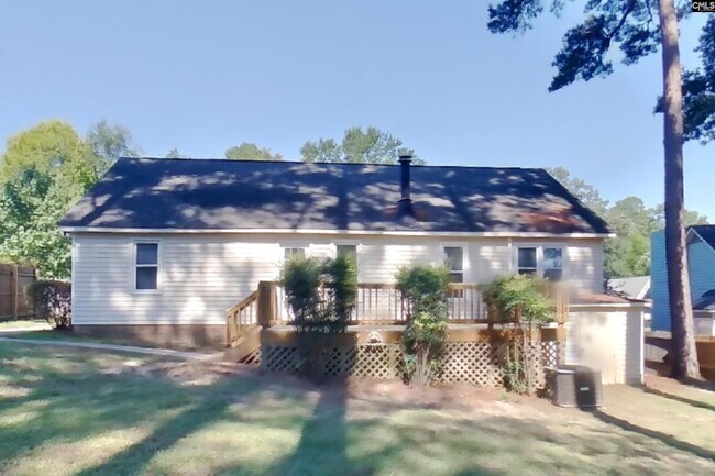 Building Photo - 112 Hedgefield Rd