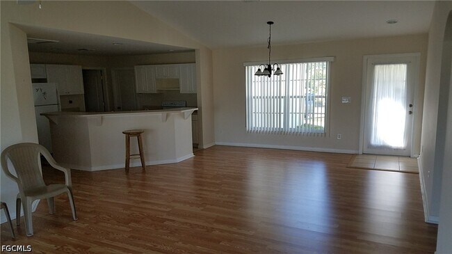 Building Photo - 3002-3052 52nd St W