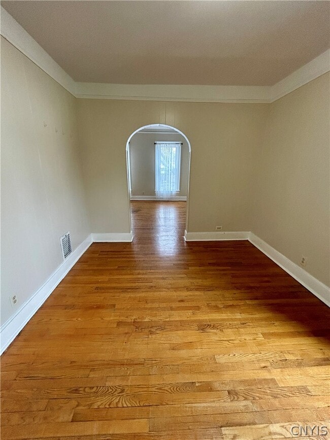 Building Photo - 722 N James St