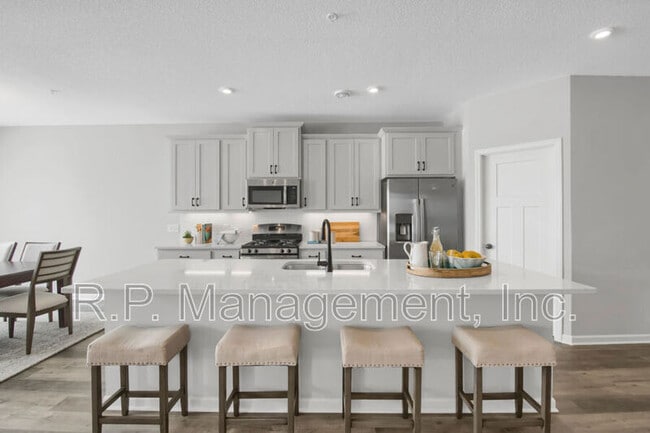 Building Photo - 20137 78th Pl