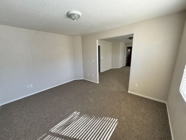 Building Photo - 7744 Tulear St
