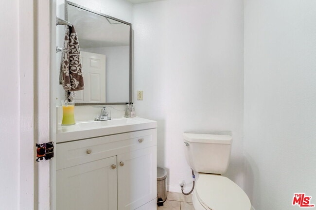 Building Photo - 3860 Cazador St