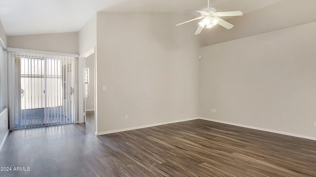 Building Photo - 13132 W Sheridan St